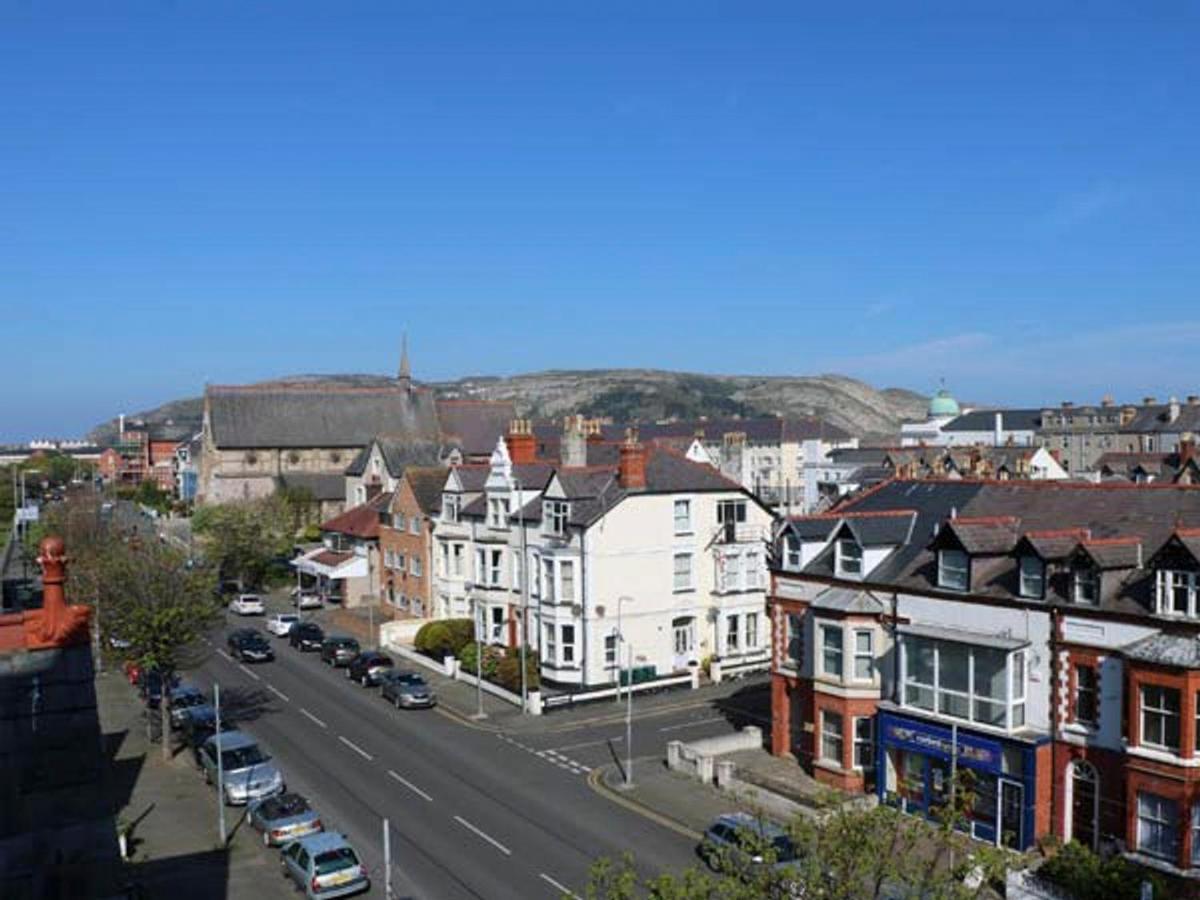 Royal Manor Park Apartamento Llandudno Exterior foto
